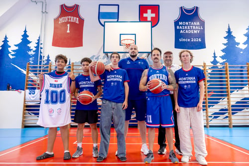 Group photo of the Basketball academy kids